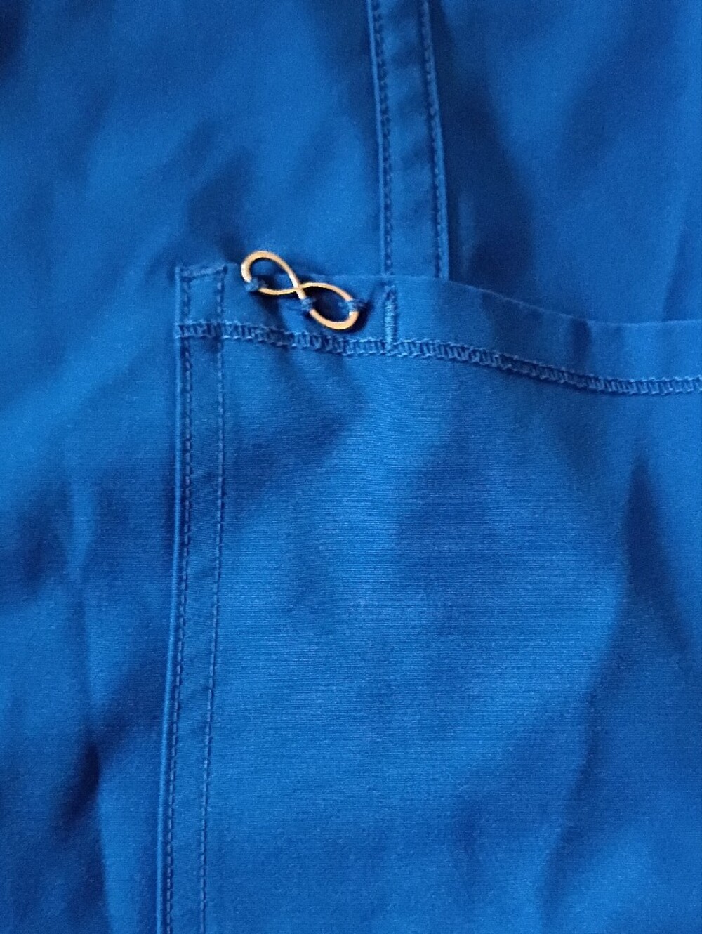 Infinity Scrub Set In Blue - Picture 4 of 9